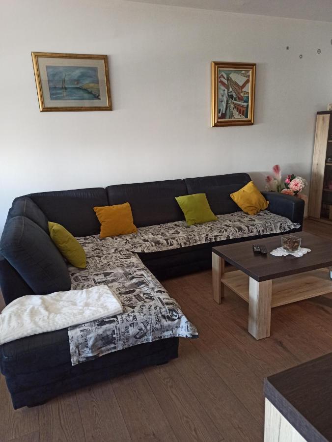 شقة زغرب  في Apartman Lana ,Froudeova Ulica 3 Nasuprot Zg Velesajma المظهر الخارجي الصورة